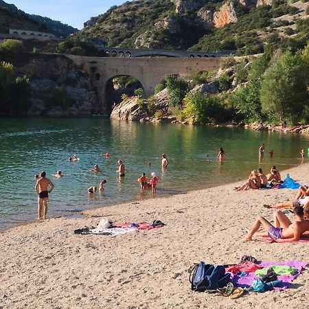 Gite Du Chant Des Oiseaux Saint-Guilhem-le-Desert Exterior foto