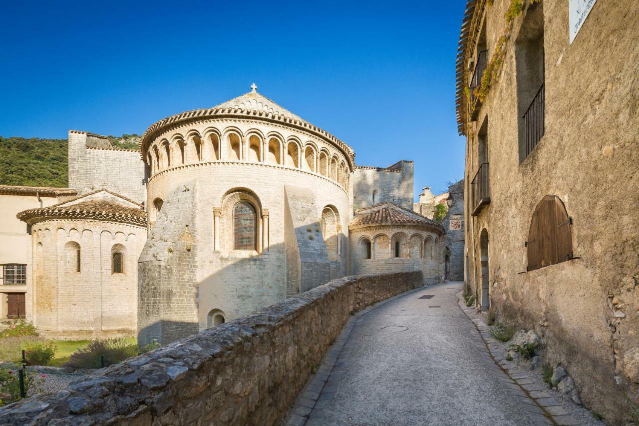 Gite Du Chant Des Oiseaux Saint-Guilhem-le-Desert Exterior foto