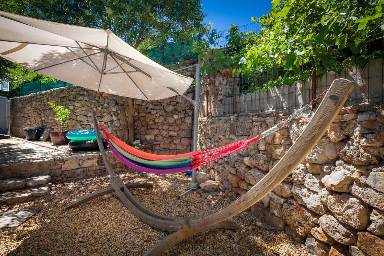 Gite Du Chant Des Oiseaux Saint-Guilhem-le-Desert Exterior foto
