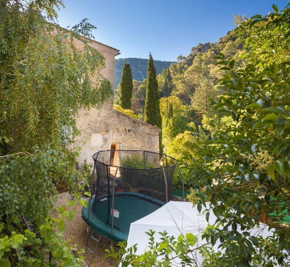 Gite Du Chant Des Oiseaux Saint-Guilhem-le-Desert Exterior foto